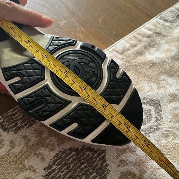 Chanel Multicolor Patent Low Top CC Trainers Pink Blue 38 IT - Picture 8 of 12